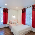 The Pink House With Private Garden Parnu