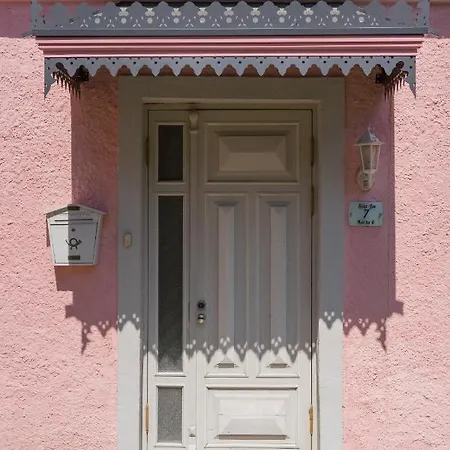 The Pink House With Private Garden * Pärnu