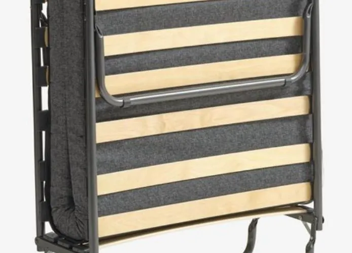 Apartment The Pink House With Private Garden